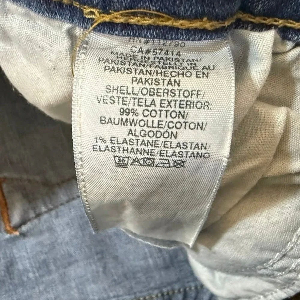 True Religion Geno Relaxed Slim Light Wash Blue Denim Jeans Mens 32x28‎